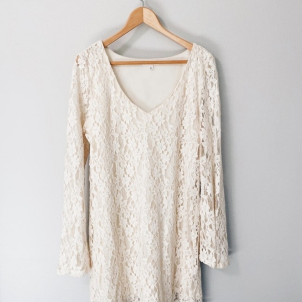 Socialite Cream Lace Dress - Size XL